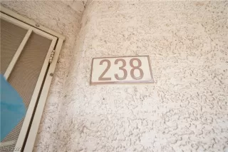 Photo #4: 2368738 Listing 