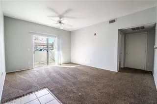 Photo #4: 2368753 Listing