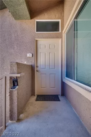 Photo #3: 2368772 Listing