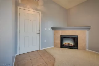 Photo #5: 2368772 Listing