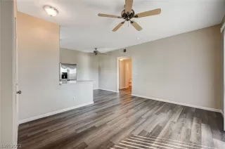 Photo #6: 2368774 Listing