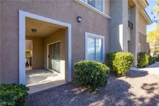 Photo #2: 2368793 Listing 