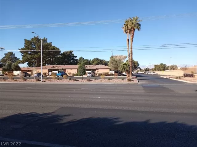 MLS: 2368851 Condo For Sale