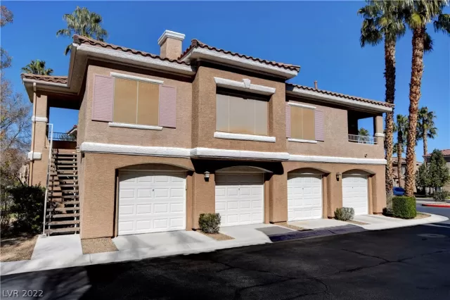 MLS: 2368853 Condo For Sale