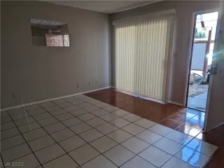 Photo #3: 2368865 Listing 