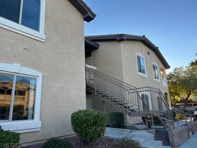 MLS: 2368911 Condo For Sale