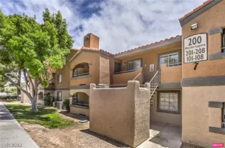 Photo #1: 2368930 Listing