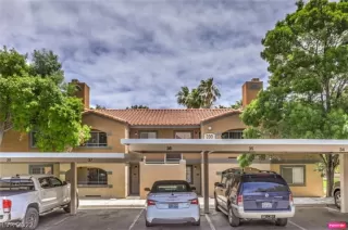 Photo #2: 2368930 Listing