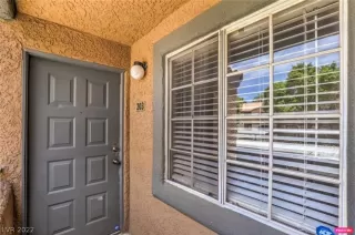 Photo #5: 2368930 Listing