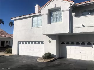 Photo #2: 2368995 Listing 