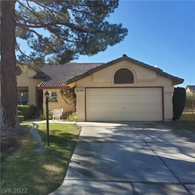 MLS: 2369060 Condo For Sale