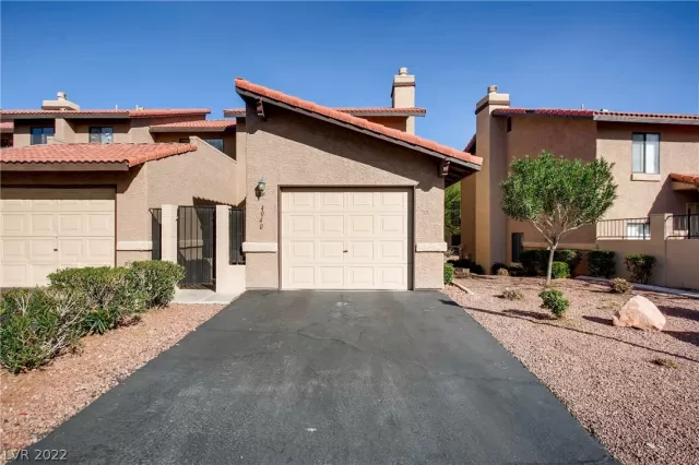 MLS: 2369087 Condo For Sale