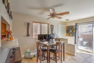 Photo #4: 2369116 Listing