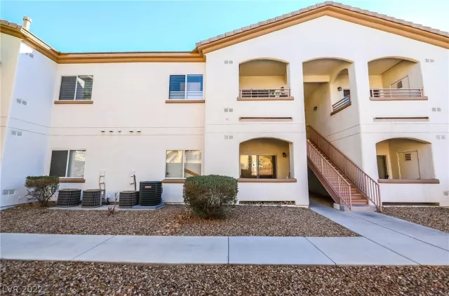 MLS: 2369119 Condo For Sale