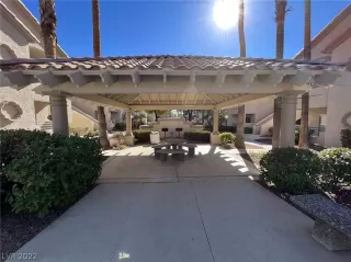 Photo #3: 2369135 Listing