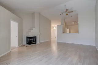 Photo #6: 2369161 Listing 