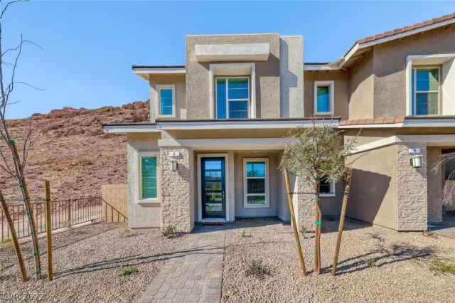 MLS: 2369218 Condo For Sale