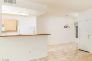 Photo #3: 2369227 Listing