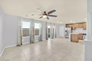 Photo #2: 2369264 Listing 