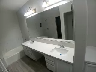 Photo #6: 2369273 Listing 