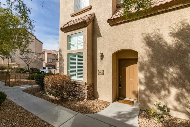 MLS: 2369298 Condo For Sale