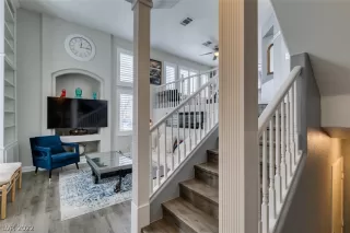 Photo #3: 2369298 Listing 