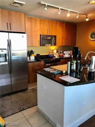 Photo #4: 2369307 Listing