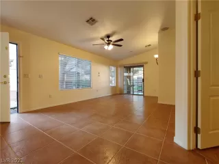 Photo #1: 2369319 Listing 