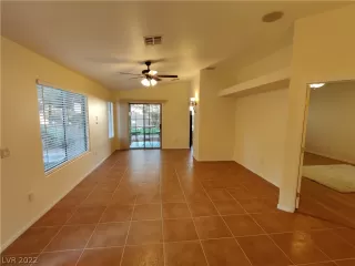 Photo #2: 2369319 Listing 