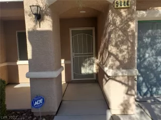 Photo #2: 2369333 Listing 