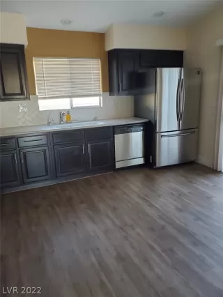 Photo #6: 2369333 Listing 