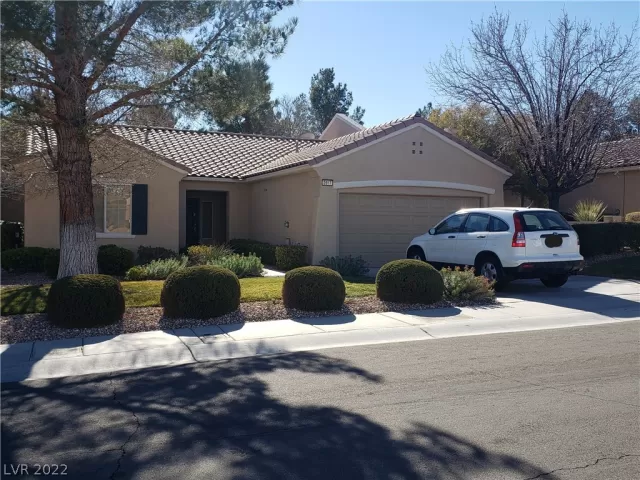 MLS: 2369354 Condo For Sale