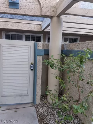 Photo #1: 2369377 Listing