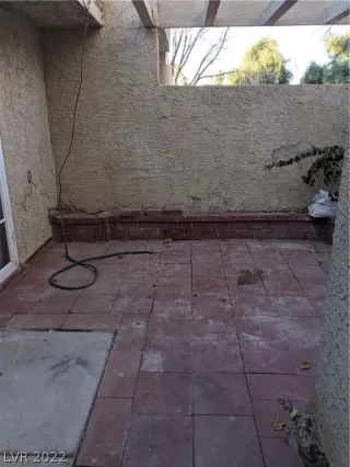 Photo #3: 2369377 Listing