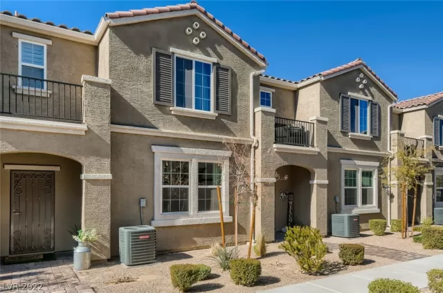 MLS: 2369378 Condo For Sale