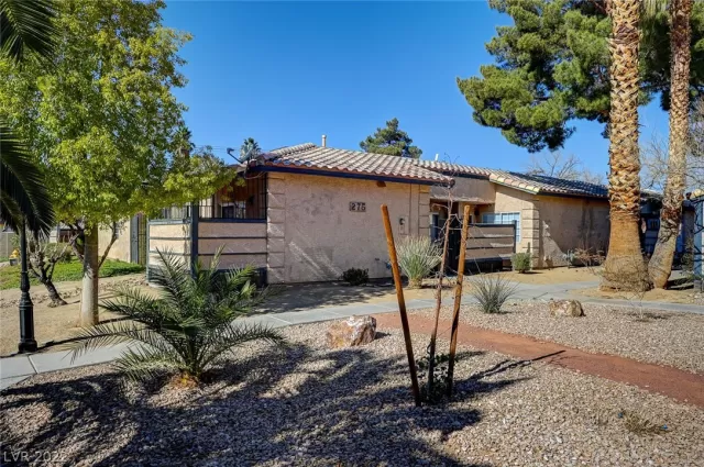 MLS: 2369410 Condo For Sale