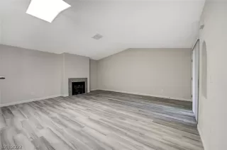 Photo #6: 2369410 Listing 