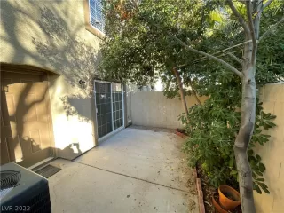 Photo #1: 2369422 Listing 