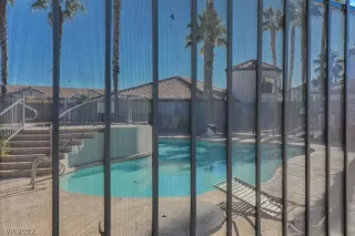 Photo #2: 2369438 Listing