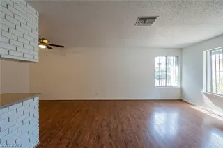 Photo #2: 2369493 Listing 