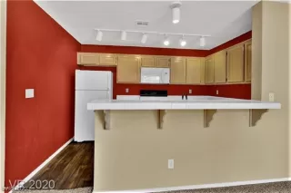 Photo #4: 2369496 Listing