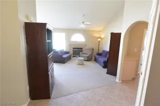 Photo #1: 2369500 Listing 