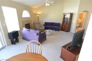 Photo #5: 2369500 Listing 