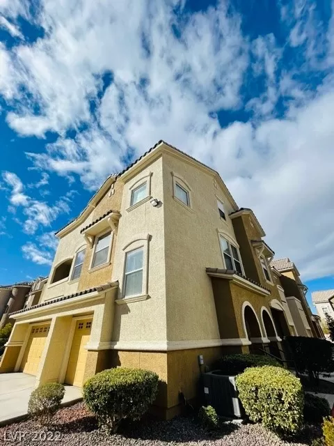 MLS: 2369589 Condo For Sale
