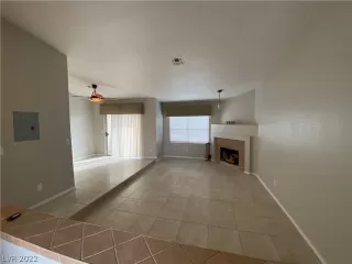 Photo #2: 2369596 Listing 