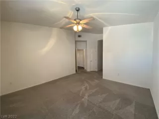 Photo #5: 2369609 Listing