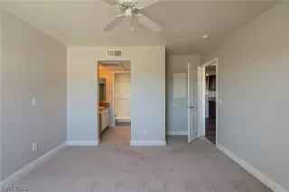 Photo #6: 2369615 Listing 