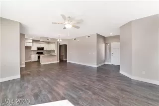 Photo #4: 2369649 Listing 