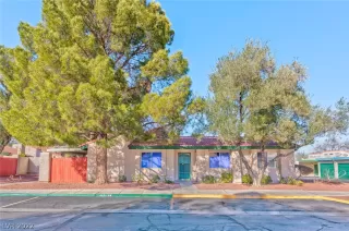 Photo #1: 2369690 Listing 