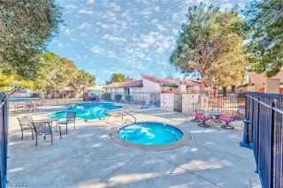 Photo #2: 2369690 Listing 